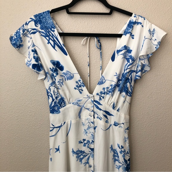 Lulus Botanical Bliss White Floral Print Flutter Sleeve Maxi Dress - Picture 4 of 10